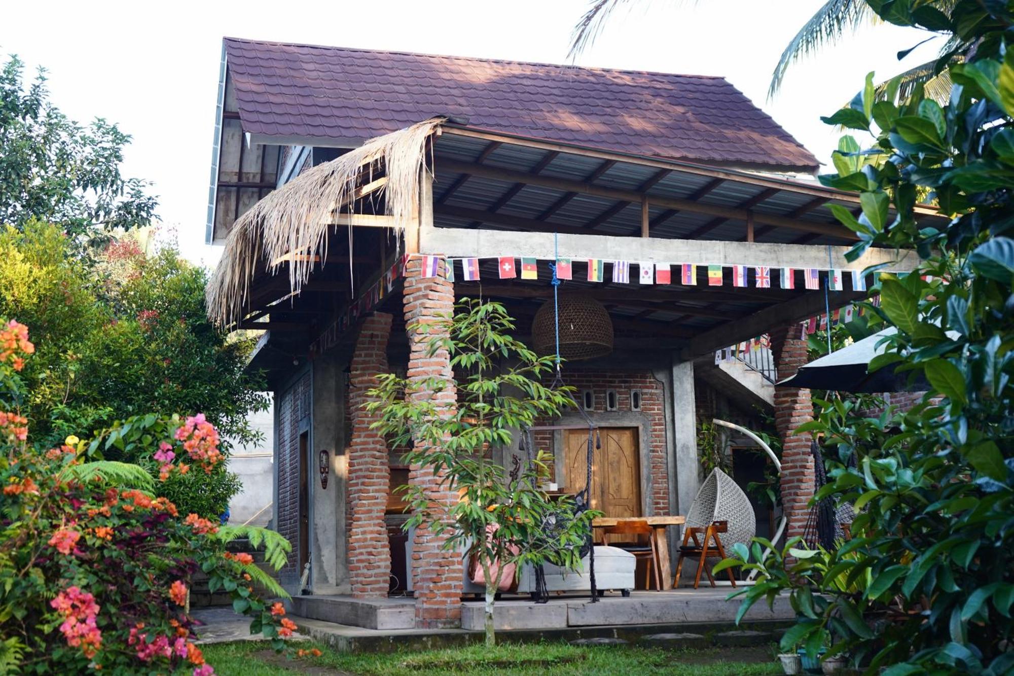 Al Sasaki Apartment Tetebatu Exterior photo